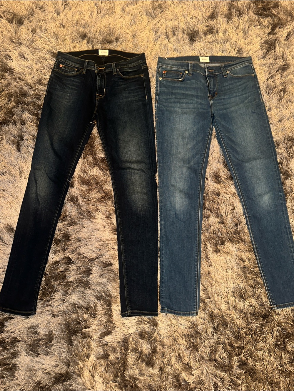 Hudson size 29 Women’s Skinny Jeans - Dark Blue and Medium Blue midrise